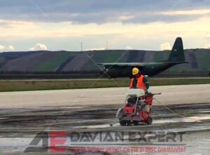 Taieri in pardoseala din beton si asfalt pe aeroportul Campia Turzii